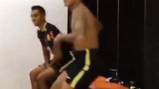 funny videos of brazilian soccer players ????????