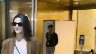 Alia Bhatt Spotted At Mumbai Airport Back to Mumbai After Jigra Promotion #aliabhatt #short #youtubeshort #shorts #trending #viral #shortvideo