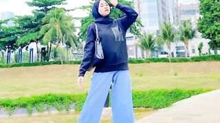 Jeans celana wanita