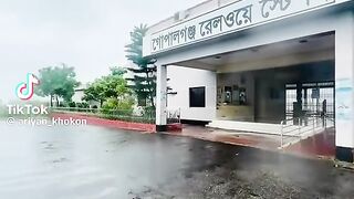 বৃষ্টি ভেজা গোপালগঞ্জ রেলস্টেশন