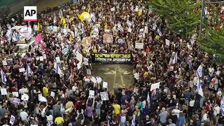 Protesters in Tel Aviv demand release of hostages in Gaza.