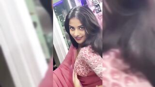 Indian Girl Shweta Singh Dance