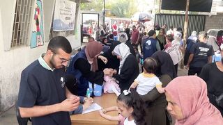 Second round of Gaza polio vaccine campaign gets underway .