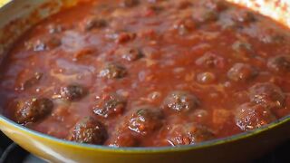 Dawood Basha_Succulent Spicy Meatballs in Tomato Sauce