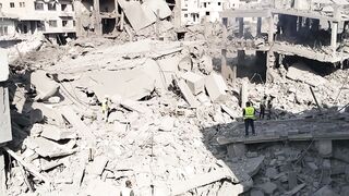 Destruction the day after Israeli strike on South Lebanon village .