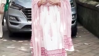 Parineeti Chopra looks Gorgeous in pink suit as steps out for work #parineetichopra #shorts #viral #youtubeshorts #trending #shortvideo #ytshorts