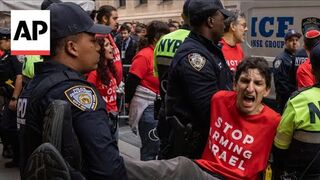 Pro-Palestinian protesters arrested outside New York Stock Exchange