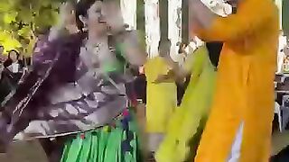 Durga Puja dence