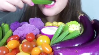 Asmr eating video | eating video