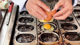 Street food delicious fried egg