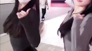 joget sebotol minuman viral di tiktok