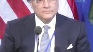 American journalist's question to 's finance minister