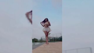 Indian Girl Sonali Dance