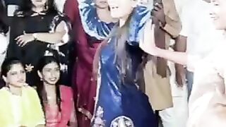 Saipallavi.senthamarai dance marati