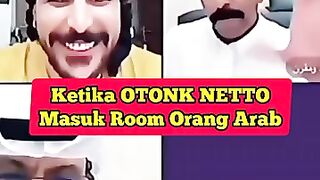 Otonk Netto nyoba masuk room orang arab ????????