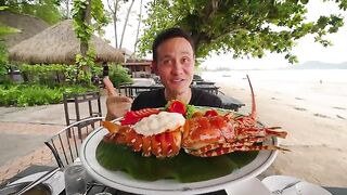 Best Seafood in Phuket!! ???????? GIANT LOBSTER + Crab Curry in Phuket, Thailand!!