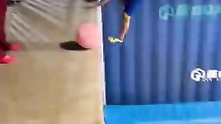 Trampoline_sports_are_more_powerful_than_one_another._Internet_celebrity_trampoline._Prof(360p).