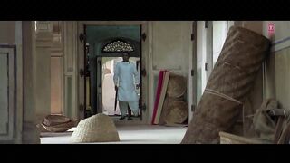 Pagal Khana Khol Rakha Hai Tum Logo Ne _ Bhool Bhulaiyaa _ Movie Clip _ Akshay Kumar, Paresh Rawal. Upload