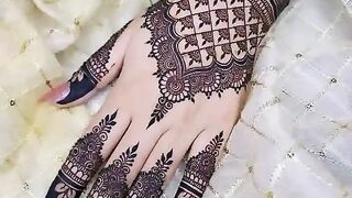 Mahndi design