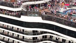 cruises_#cruiselife_#cruiseships(480p).