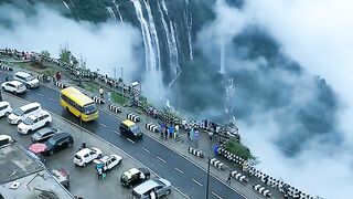 Nohsngithiang Falls in Meghalaya #sevensisterfalls #meghalaya