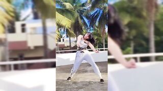 Indian Girl Prachi Naik Dance