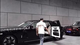 Rolsl Royce  phantom