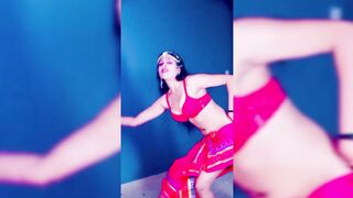 Indian Girl Divya Ralhan Dance