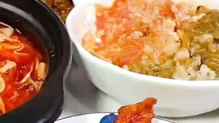 Asmr Mukbang | Eating Pot-fried pork with mao xuwang. It goes really well with rice..