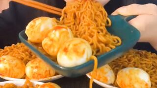 ASMR Mukhang MIE goreng