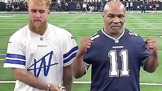 Mike tyson vs Jake Paul