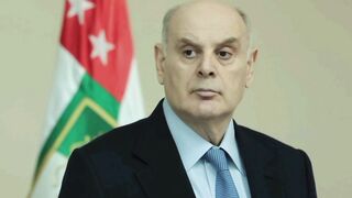 Aslan Bzhania. Presiden Abkhazia. President of Abkhazia