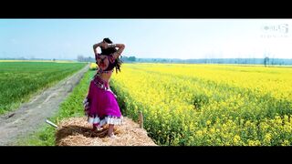 Jadoo Ki Jhappi Lyrical _ Ramaiya Vastavaiya _ Girish Kumar, Jacquelin _ Mika Singh, Neha Kakkar - Tips Official