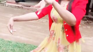 Cute Girl Funny Dance Viral