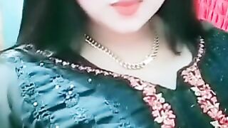 Pakistani beautiful  items  gulu girl tango private live pat-1