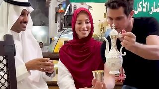 The Magician:Arabic Tea Sorcery