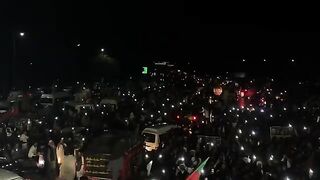 Live footage of Bushra Bibi and Ali Amin Gandapur's convoy, a scene you've never seen before