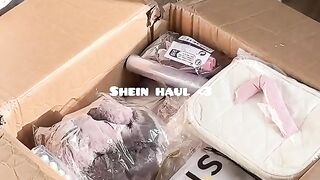 A big shopping haul ????️