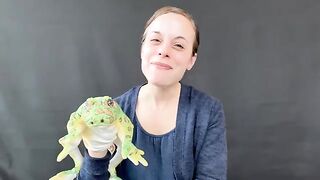 One Girl One Frog Viral Video Original