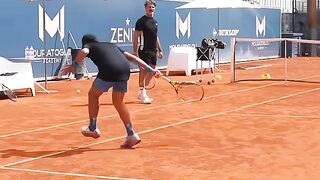 Backhand slice hack revealed! #tennis #slice #coachmouratoglou.