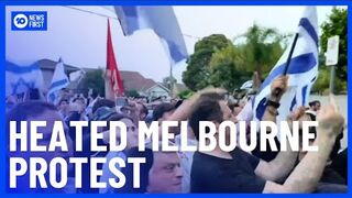 Ugly Scenes As Pro-Palestine Protestors & Jewish Community Clash At Melb Synagogue