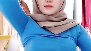 Beautiful Hijab  Again Chatting Relaxed