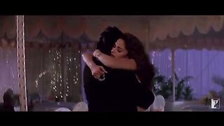 Dholna_-_Full_Song___Dil_To_Pagal_Hai___Shah_Rukh_Khan___Madhuri___Lata_Mangeshkar___Udit_Narayan(360p).