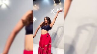 Indian Girl Sayali Gatne Dance