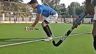 drag flick ｜ The Shuttle ｜ Possing Drills ｜ Field Hockey Training ｜ HOCKEY SKILL FAKE DODGING ｜.