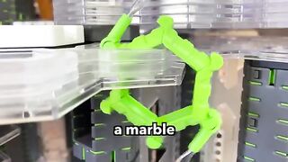 USA Machinery - I Built a Pixel Art Marble Machine