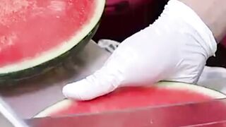 water melon cutiing skill