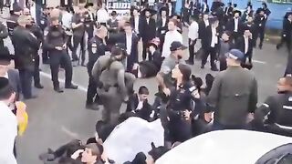 Orthodox Jews blocked one of Israel's main highways for 3 hours