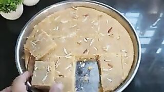 Egg suji or Basan ki Barfi Recipe ????????????