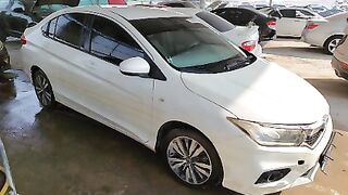 MRHGM6628JT030070      2018 HONDA CITY    Lot#59008354    WATER/FLOOD